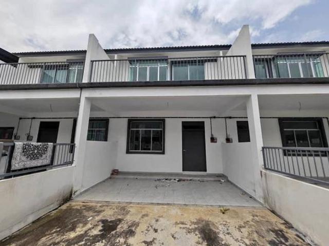 New House 2 sty House Taman Scientex Rawang Anggun emerald