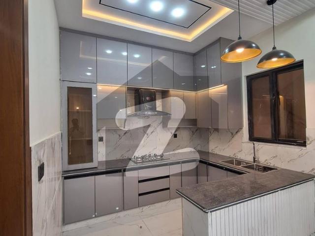 New house B 17