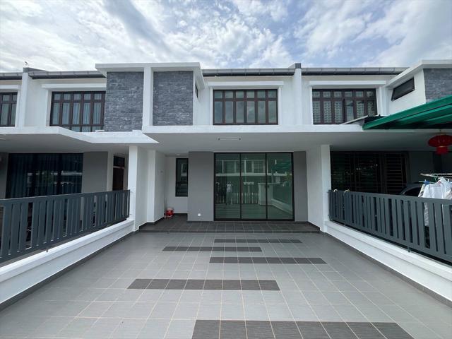 NEW HOUSE MUTIARA HILLS SEMENYIH 2Storey near Eco Forest