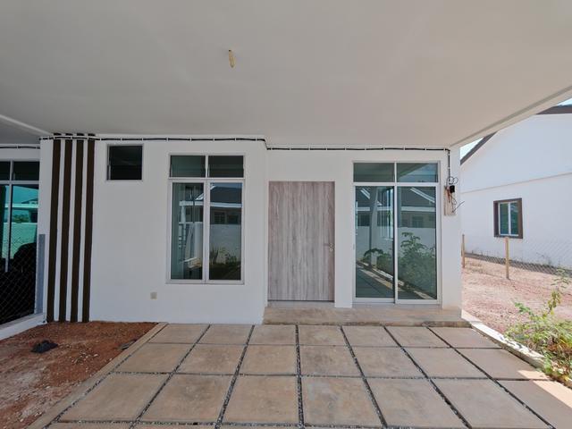 NEW HOUSE WITH LAND One Storey Terrace YARRA PARK Bandar Puteri Jaya