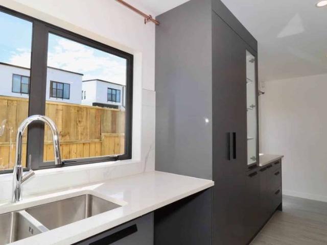 New Home Awaits 3 bedroom townhouse in Mt We.
