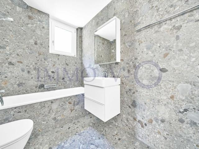 NEW HIGH STANDING WITH BALCONY TERRACE AND PANORAMIC VIEW LOT 1