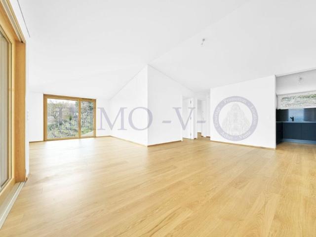 NEW HIGH STANDING WITH BALCONY TERRACE AND PANORAMIC VIEW LOT 1