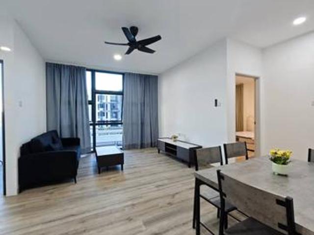 NEW Ixora Court Apartment For RentStutong Baru Airport 2 carparks