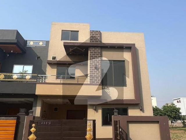 New Lahore City 5 Marla Brand New Modern Design House Most Beautiful Prime Location For Sale In New Lahore City Phase 2