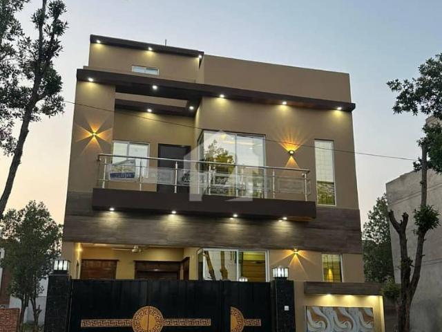 New lahore city phase 2 5 marla brand new modern design house for sale in a block