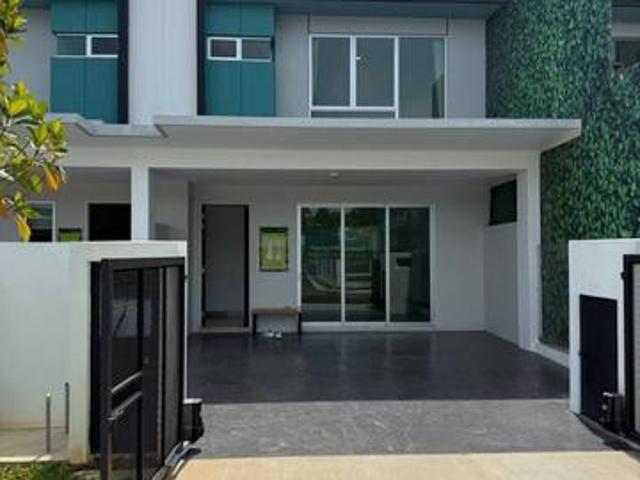 New Landed 2 Storey House 4R3B Near Puncak Alam From RM25kmonth