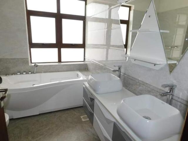 New Luxurious 4 Bedroom Townhouse For Sale in Kiambu Road Prestigious UN Blue Zone