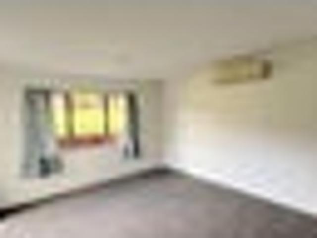 New Lynn, 4 bedrooms, $990 pw