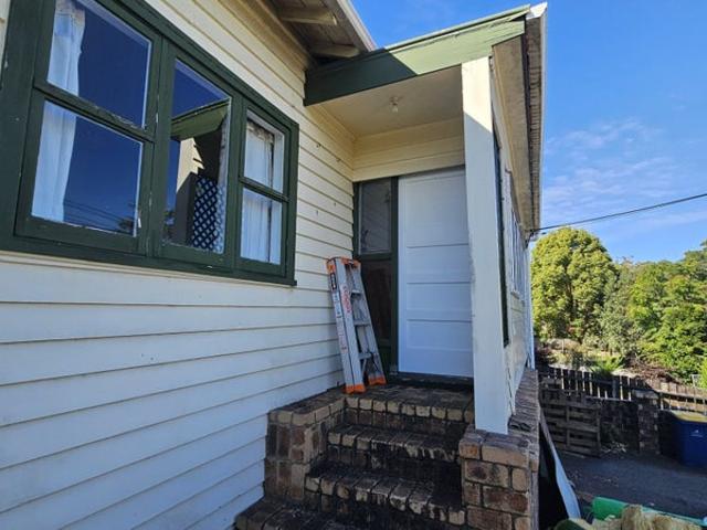 new lynn, 4 bedrooms