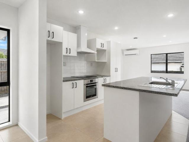 new lynn, 4 bedrooms