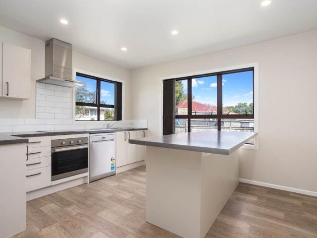 new lynn, 4 bedrooms
