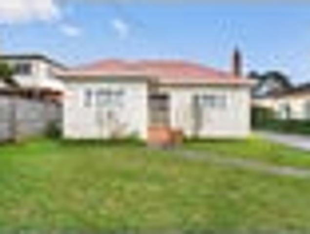 New Lynn, 4 bedrooms, $775 pw