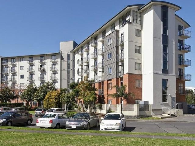 new lynn, 1 bedroom