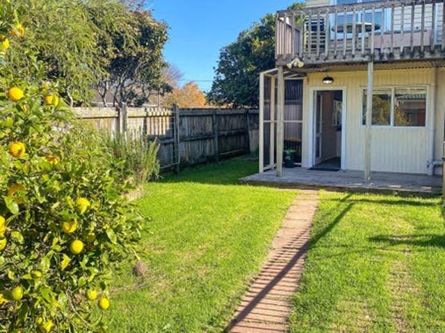 new lynn, 1 bedroom