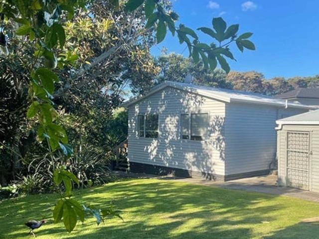 new lynn, 1 bedroom