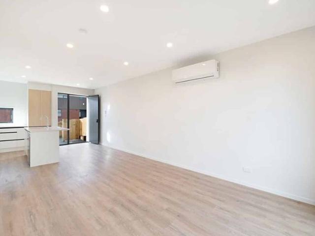 New Lynn 2 bedroom townhouse