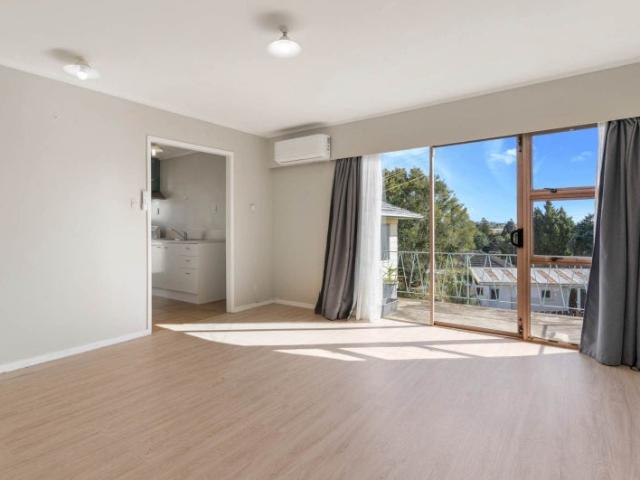 new lynn, 2 bedrooms