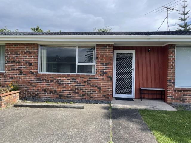 new lynn, 2 bedrooms