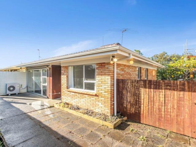 new lynn, 2 bedrooms