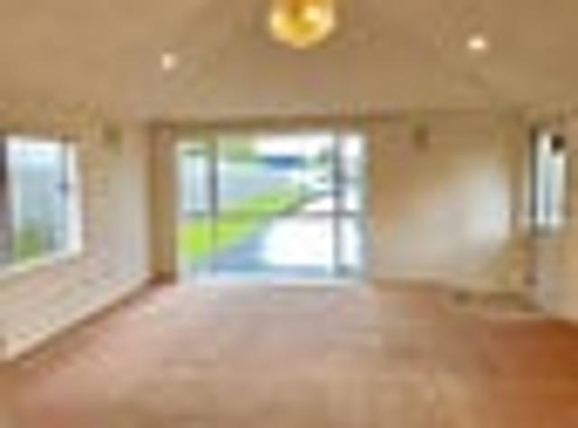 New Lynn, 2 bedrooms, $575 pw