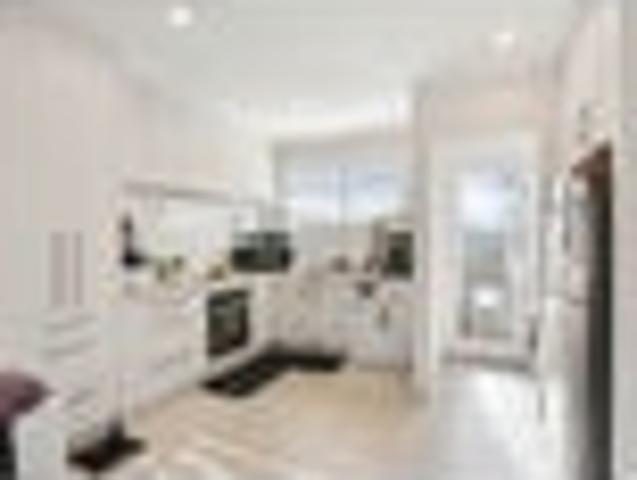 New Lynn, 2 bedrooms, $510 pw