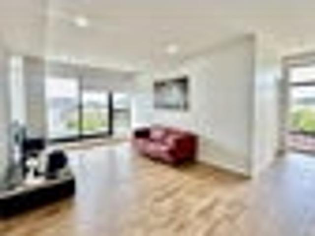 New Lynn, 2 bedrooms, $530 pw