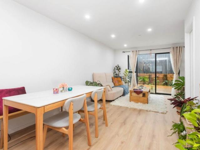new lynn, 2 bedrooms