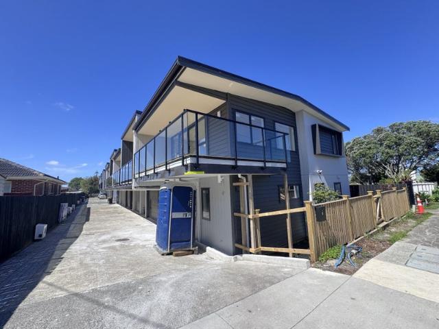 new lynn, 2 bedrooms