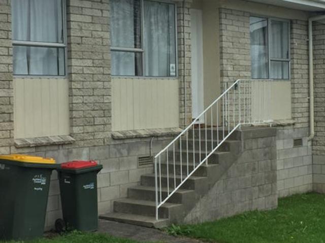 new lynn, 2 bedrooms