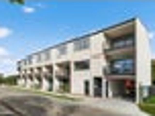 New Lynn, 2 bedrooms, $600 pw