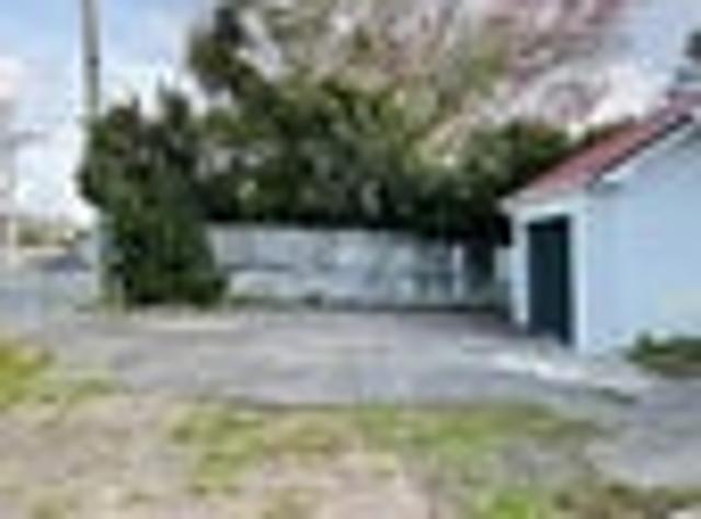New Lynn, 2 bedrooms, $610 pw