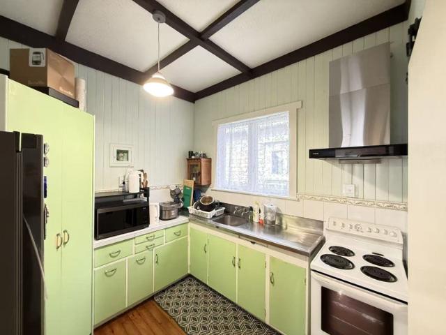 new lynn, 3 bedrooms
