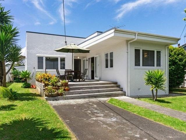 new lynn, 3 bedrooms