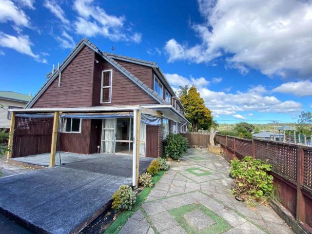 new lynn, 3 bedrooms