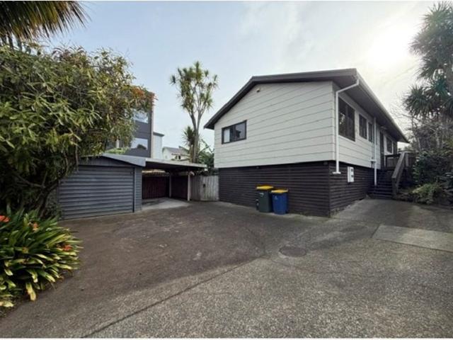 new lynn, 3 bedrooms