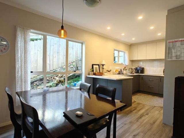 New Lynn, 3 bedrooms