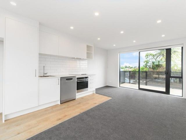 new lynn, 3 bedrooms