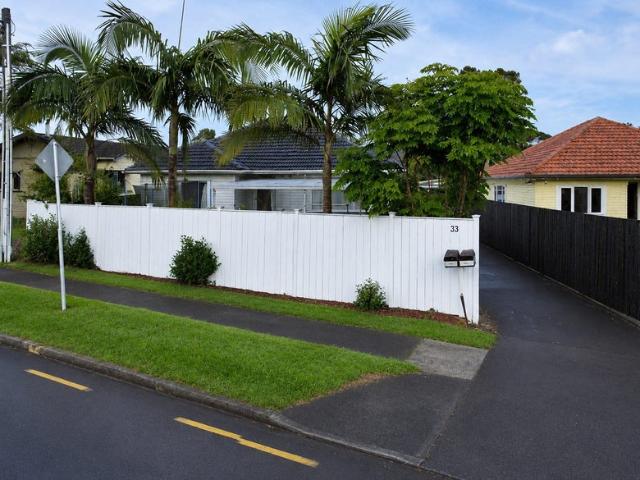 new lynn, 3 bedrooms