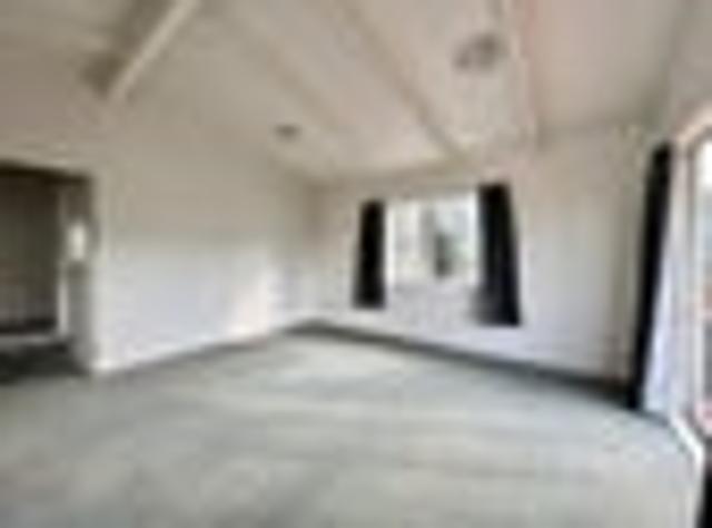 New Lynn, 3 bedrooms, $580 pw
