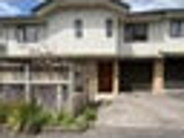 New Lynn, 3 bedrooms, $650 pw