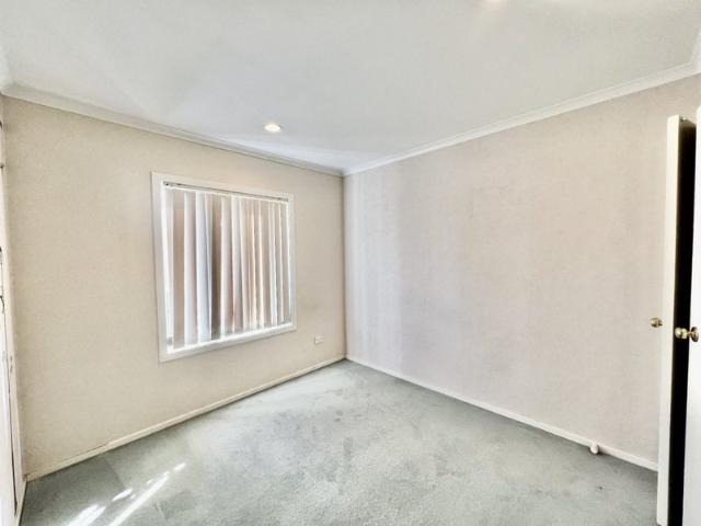 new lynn, 3 bedrooms
