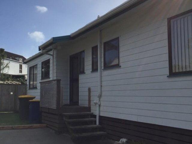 new lynn, 3 bedrooms