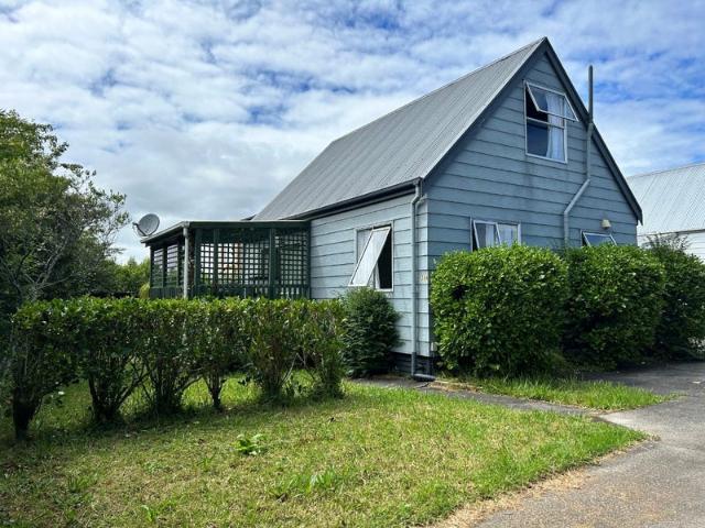 new lynn, 3 bedrooms
