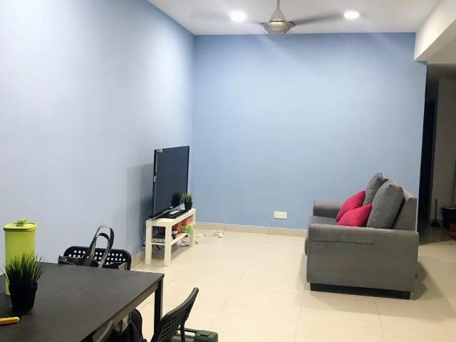 New Master Room at USJ13 Subang️Include CAR PARK️ 24 hours gated and guarded ️walk to LRT ️