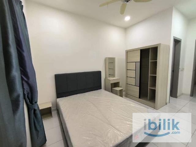 NEW SETIA ALAM ROOM WITH ATTACHED BATHROOM PRIVACY