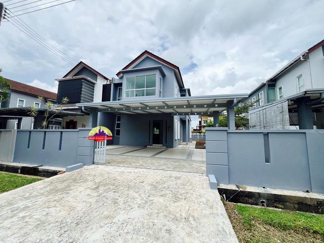 NEW SEMI Detached house at Moyan Green Estate Kuching