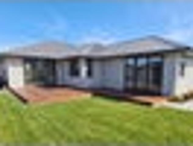 New Spacious 4 Bedroom Family Home