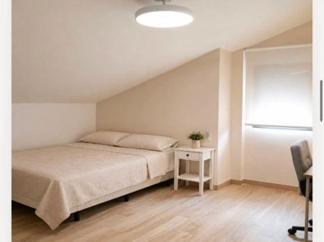 NEW STUDENT HOUSING! TERRACE!