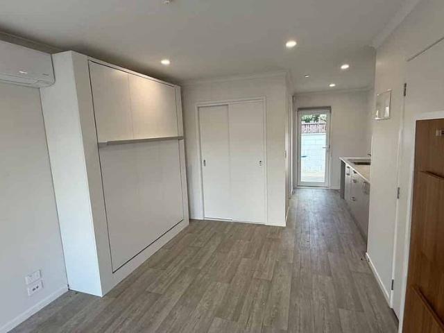 NEW Studio unit with private courtyard